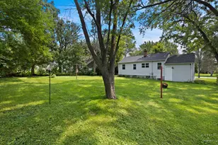 3906 Grove Ave, McHenry, IL 60050 - Photo 21