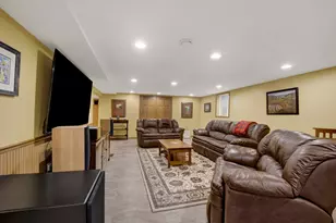 8010 Salvatori Ct, Orland Park, IL 60462 - Photo 39