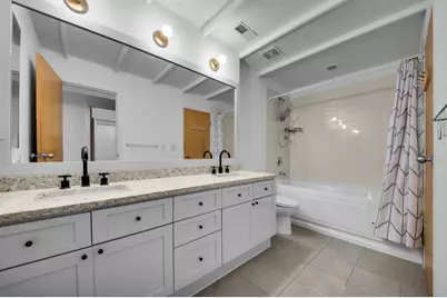 2333 W St. Paul Avenue #202, Chicago, IL 60647 - Photo 11