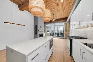 2333 W St Paul Ave, Chicago, IL 60647 - Photo 3