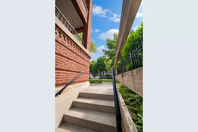 [Address not provided], Chicago, IL 60637 - Photo 23