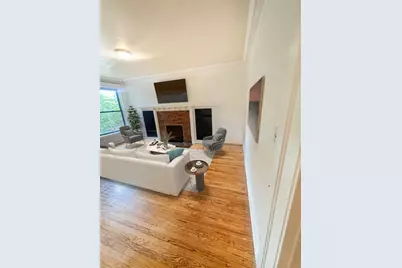 [Address not provided], Chicago, IL 60637 - Photo 13