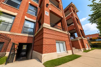 [Address not provided], Chicago, IL 60637 - Photo 3