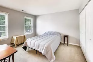 592 Edinburgh Ln, Prospect Heights, IL 60070 - Photo 13