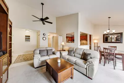 592 Edinburgh Lane #B, Prospect Heights, IL 60070 - Photo 3