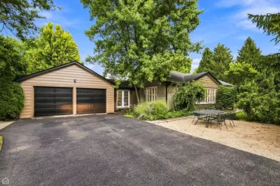 901 Cherokee Road, Wilmette, IL 60091 - Photo 3