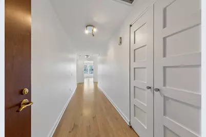 57 E Delaware Place #1802, Chicago, IL 60611 - Photo 3