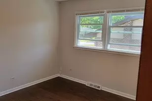 608 Trent Ln, Schaumburg, IL 60193 - Photo 13