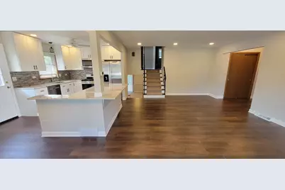 608 Trent Lane, Schaumburg, IL 60193 - Photo 7