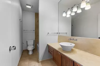 939 W Huron Street #308, Chicago, IL 60642 - Photo 25