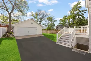 118 N President St, Wheaton, IL 60187 - Photo 39