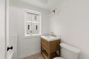 118 N President St, Wheaton, IL 60187 - Photo 11