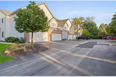 2247 Stoughton Drive, Aurora, IL 60502 - Photo 3