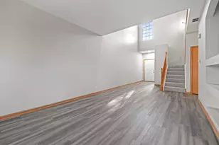 2247 Stoughton Dr, Aurora, IL 60502 - Photo 9