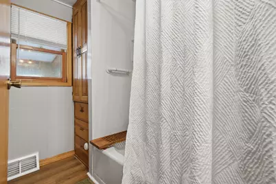1215 Colton Avenue, Bloomington, IL 61701 - Photo 19