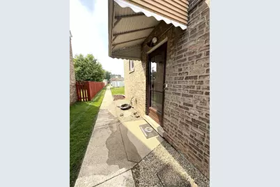 3620 Wenonah Avenue, Berwyn, IL 60402 - Photo 31