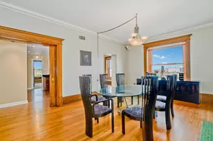559 W Surf St, Chicago, IL 60657 - Photo 9