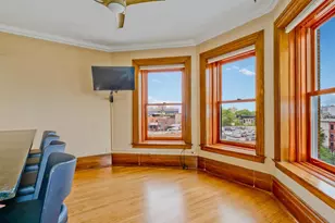 559 W Surf St, Chicago, IL 60657 - Photo 13