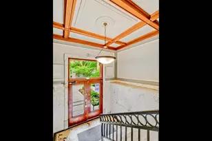 559 W Surf St, Chicago, IL 60657 - Photo 3