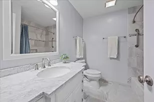 701 Viking Dr, Batavia, IL 60510 - Photo 31