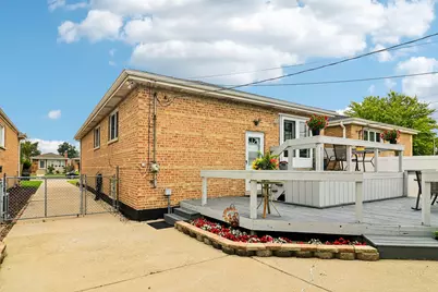 7005 W 63rd Place, Chicago, IL 60638 - Photo 33