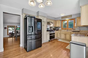 712 Pawnee Ln, Naperville, IL 60563 - Photo 13