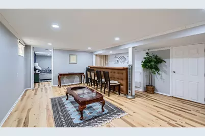 11246 S Whipple Street, Chicago, IL 60655 - Photo 9
