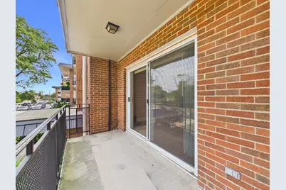 2210 S Goebbert Road #226, Arlington Heights, IL 60005 - Photo 25