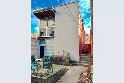 1933 N Damen Avenue #COACH, Chicago, IL 60647 - Photo 1
