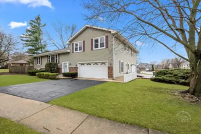 701 Viking Drive, Batavia, IL 60510 - Photo 1