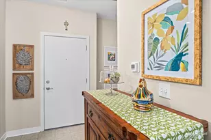 267 E Railroad Ave, Bartlett, IL 60103 - Photo 3