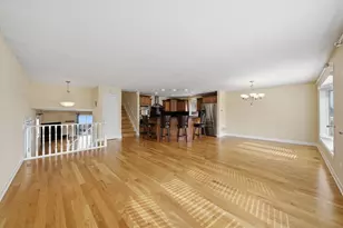 11758 S Ave J, Chicago, IL 60617 - Photo 9