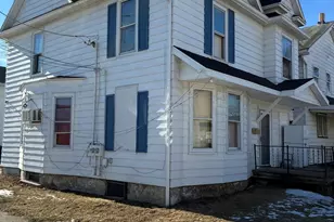 303 W Spring St, Freeport, IL 61032 - Photo 15