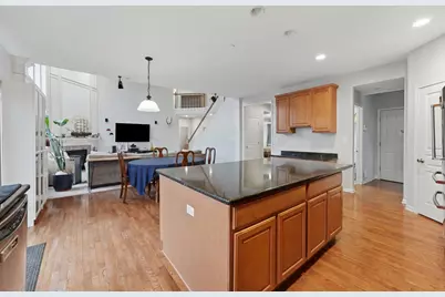 906 Blue Ridge Drive, Streamwood, IL 60107 - Photo 11