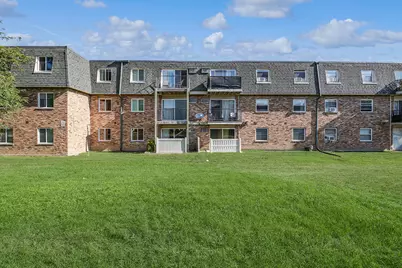 9954 S 84th Terrace #109, Palos Hills, IL 60465 - Photo 3