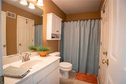 233 W Washington Street, Oswego, IL 60543 - Photo 11