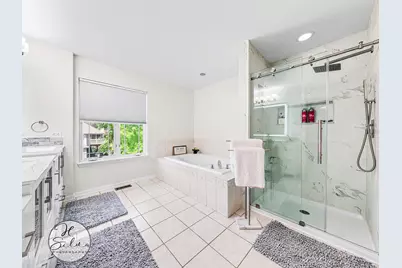 1410 Grand Pointe Boulevard, West Dundee, IL 60118 - Photo 25