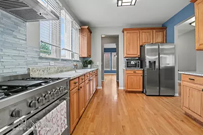 1410 Grand Pointe Boulevard, West Dundee, IL 60118 - Photo 11