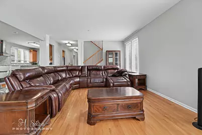 1410 Grand Pointe Boulevard, West Dundee, IL 60118 - Photo 15