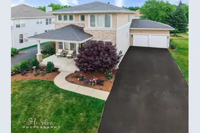 1410 Grand Pointe Boulevard, West Dundee, IL 60118 - Photo 3