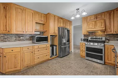 37 Yardley Lane, Schaumburg, IL 60194 - Photo 11