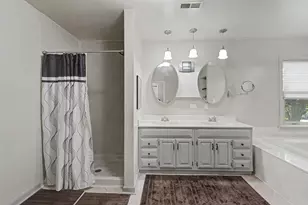 37 Yardley Ln, Schaumburg, IL 60194 - Photo 25