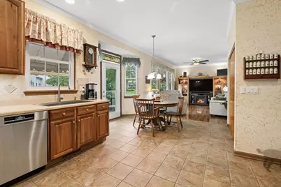 2058 Carillon Drive #0, Grayslake, IL 60030 - Photo 5