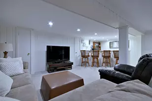 936 S Monroe St, Hinsdale, IL 60521 - Photo 25