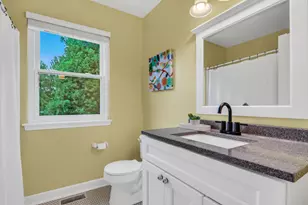 93 Old Farm Ct, Lindenhurst, IL 60046 - Photo 29