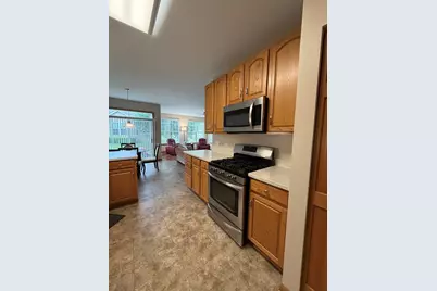 21226 Lily Lake Lane, Crest Hill, IL 60403 - Photo 9