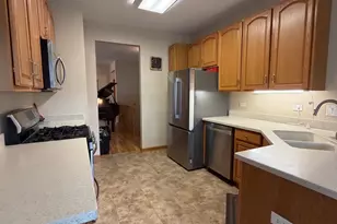 21226 Lily Lake Ln, Crest Hill, IL 60403 - Photo 7