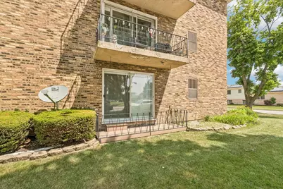 5834 W 77th Street #102, Burbank, IL 60459 - Photo 15