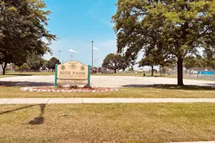 5834 W 77th St, Burbank, IL 60459 - Photo 17
