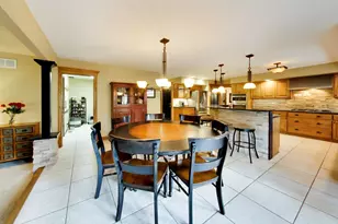 933 Spindletree Ave, Naperville, IL 60565 - Photo 11